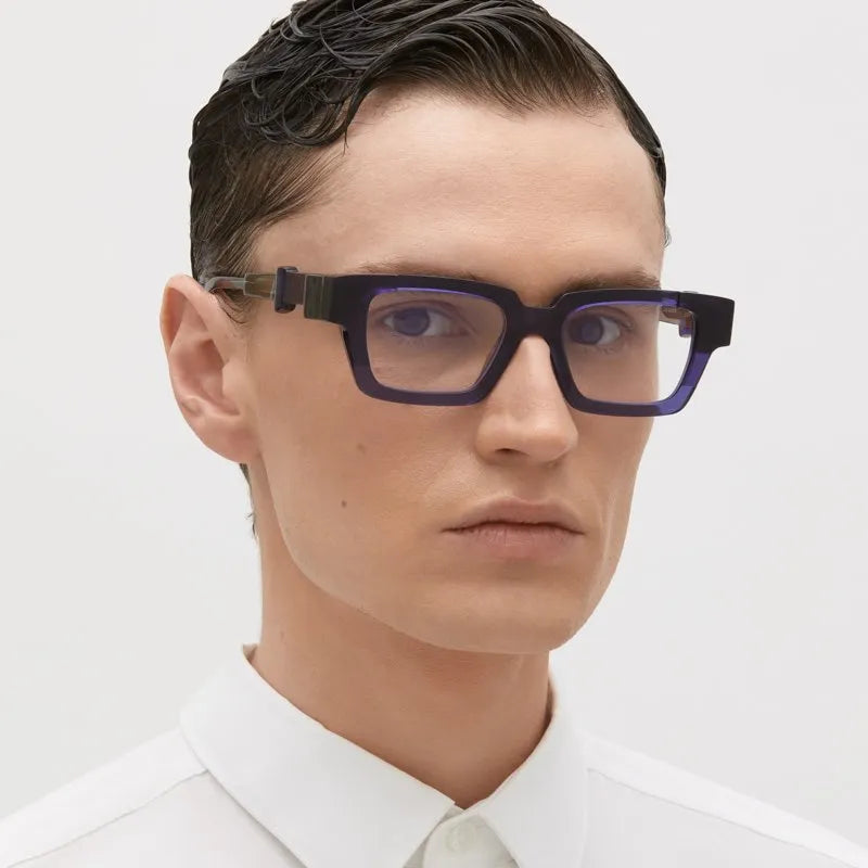 I01 TRANSPARENT DARK BLUE